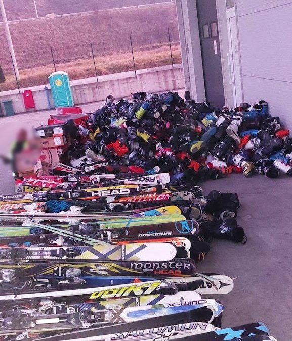 Ski equipment illegally sold on the internet