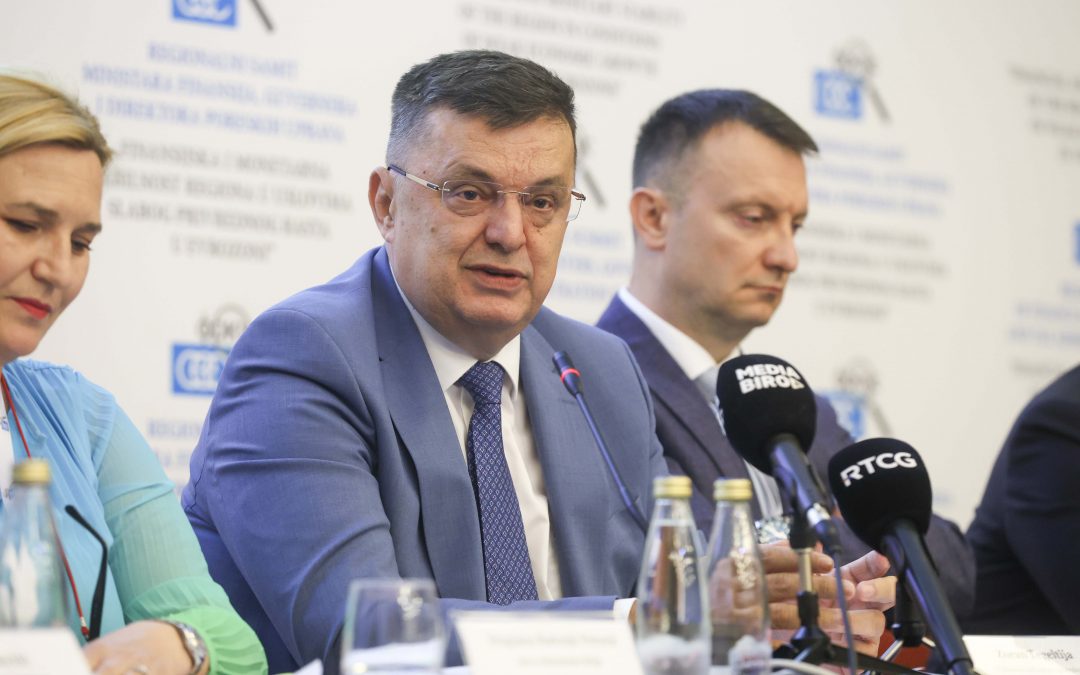 Direktor Tegeltija na Regionalnom samitu u Bečićima
