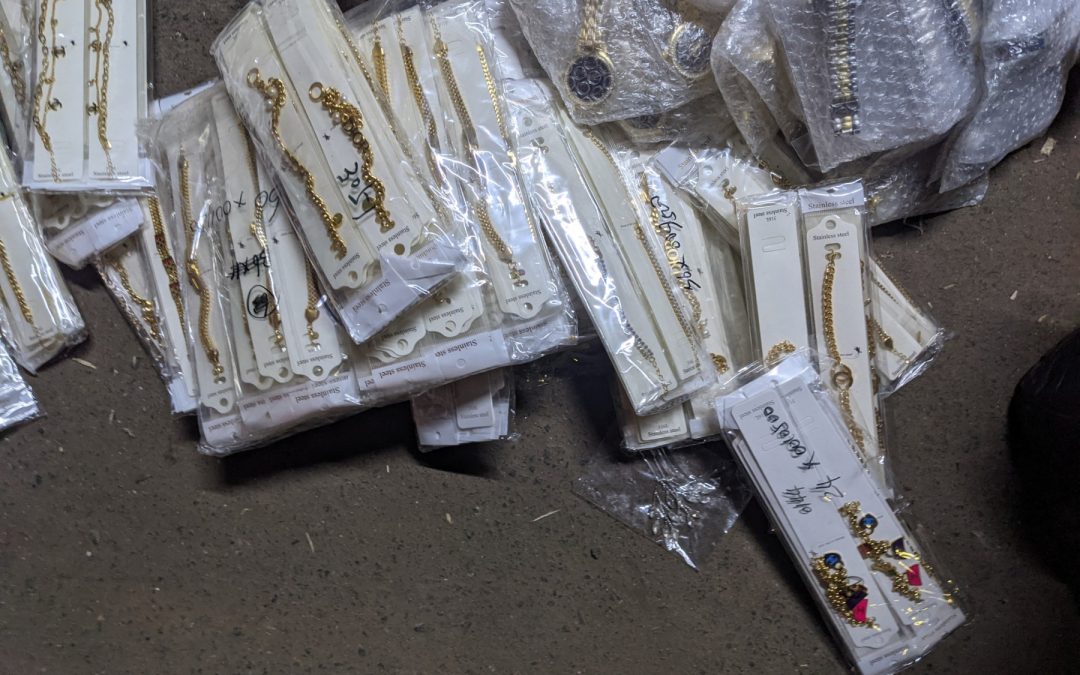Jewellery and wristwatches seized